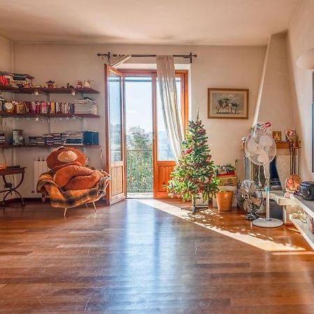 35 Min Da Firenze - Spazioso Appartamento Con Vasca Вилла Экстерьер фото